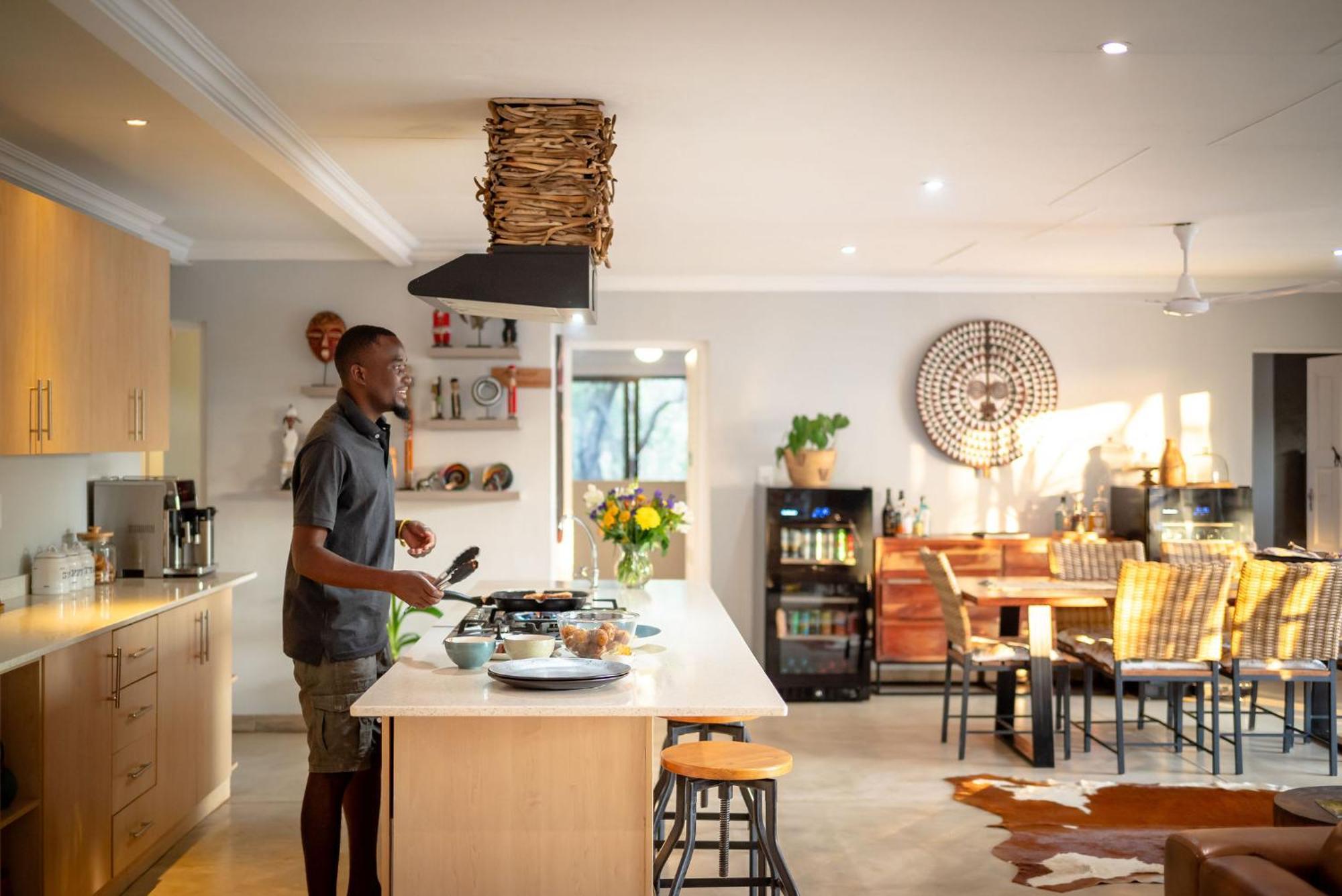 Rafiki Bush Lodge Hoedspruit Exteriör bild