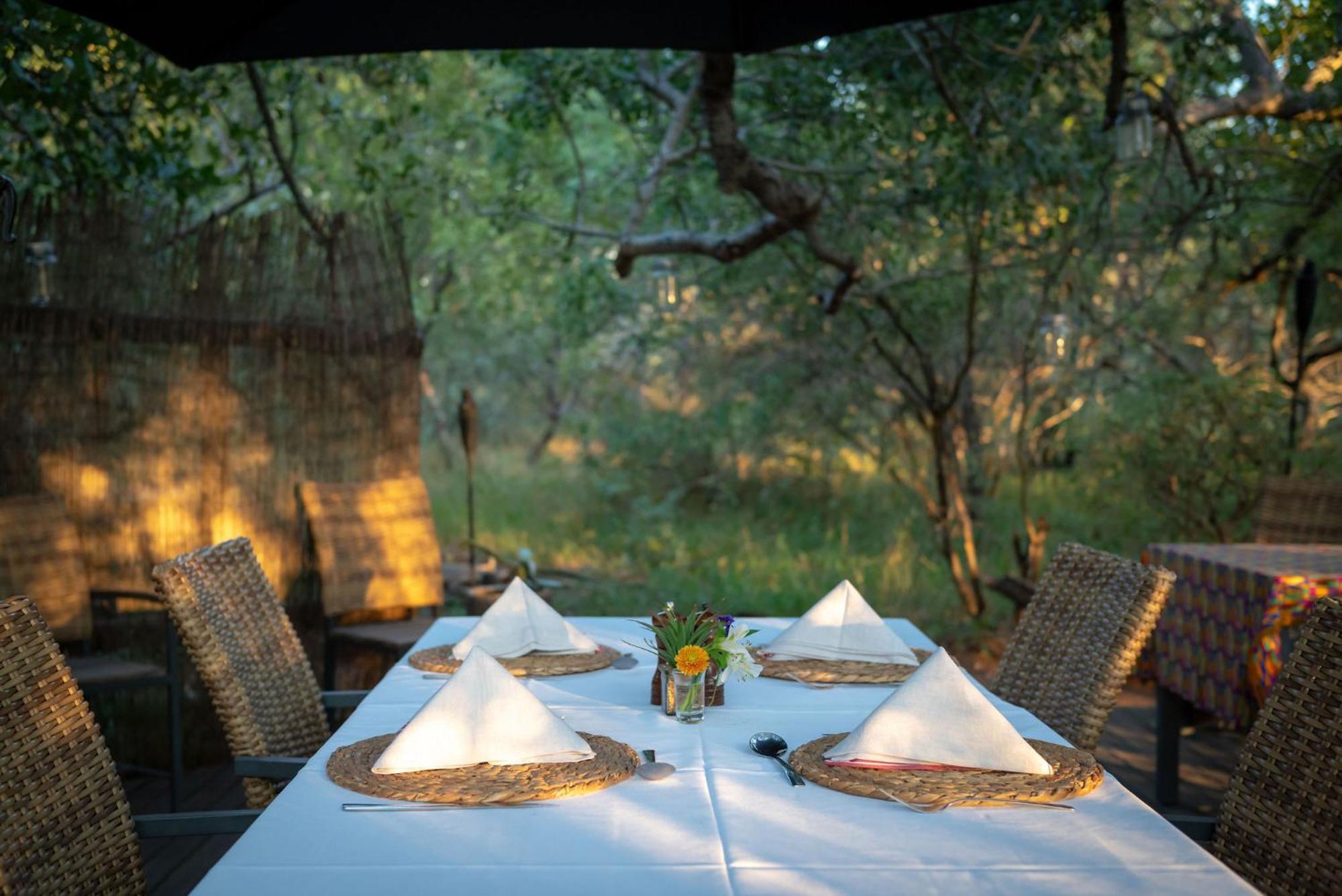 Rafiki Bush Lodge Hoedspruit Exteriör bild